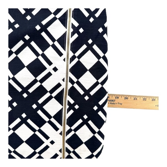 Talbots Women’s 2 Black White Skirt Pencil Zip Geometric Straight Office Career - Picture 10 of 12